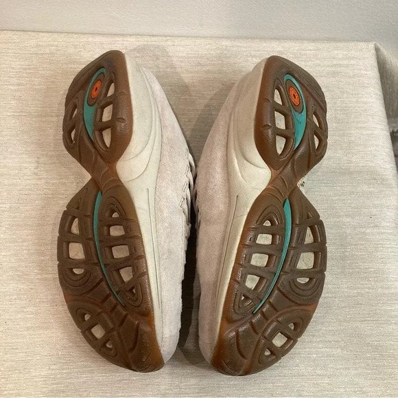 MERRELL Sz 7 Primo Weave Slip On Leather Grip Soles Comfort Sandals Shoes - Picture 7 of 11